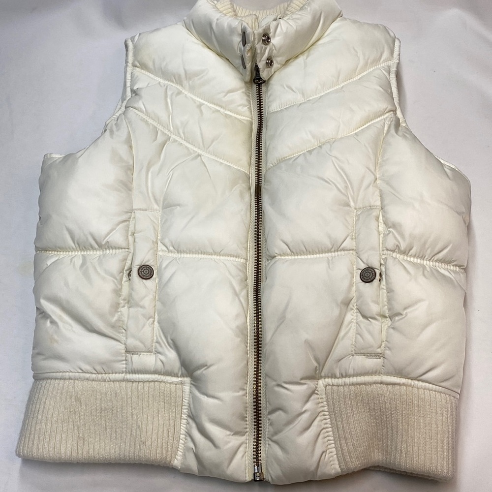 Old Navy fleece lined vest- Girls Medium. Excellent condition